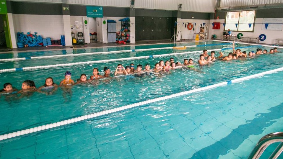 campamentos_de_verano_en_malaga_campamento-de-navidad-vals-sport-consul