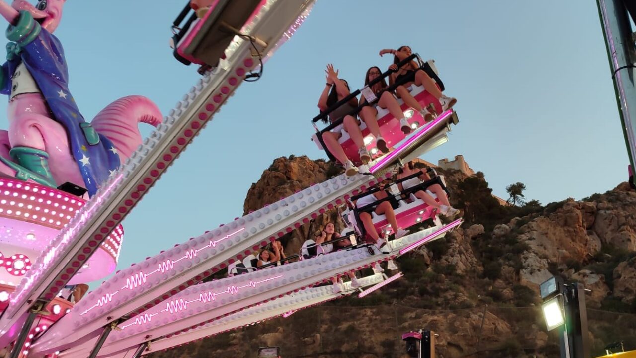 campamentos_de_verano_en_murcia_campamento-nautico-en-playa-de-aguilas-murcia