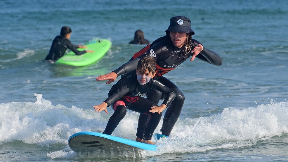 campamentos_de_verano_en_cantabria_surf-camp-especial-menores