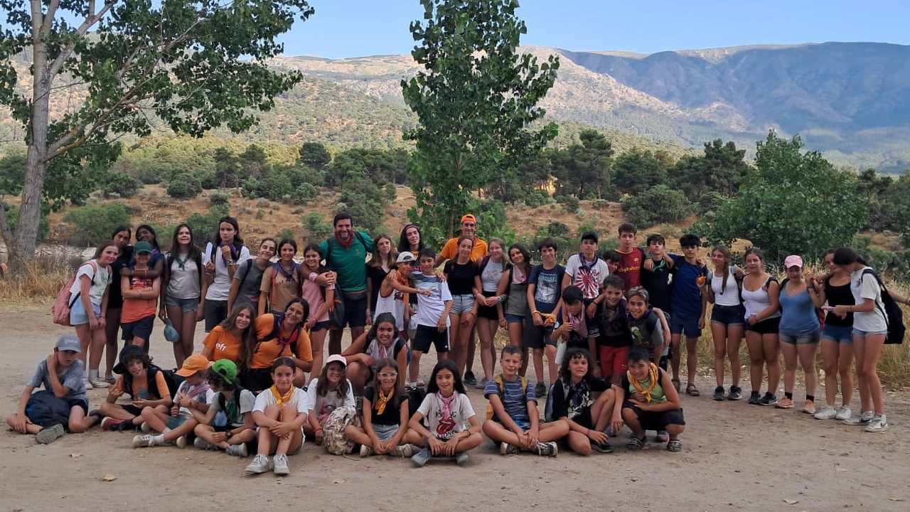 campamentos_de_verano_en_avila_camp-pernocta-aventura-sierra-de-gredos-2026