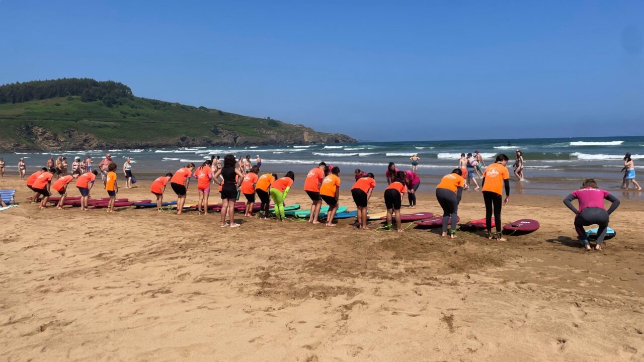 campamentos_de_verano_en_vizcaya_campamento-de-surf-en-zierbena