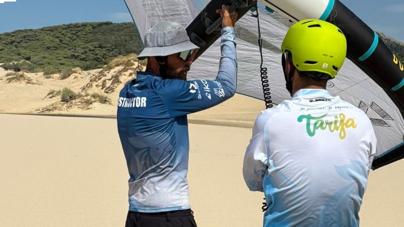 campamentos_de_verano_en_cadiz_kids-chicken-loop-camp-tarifa-2026