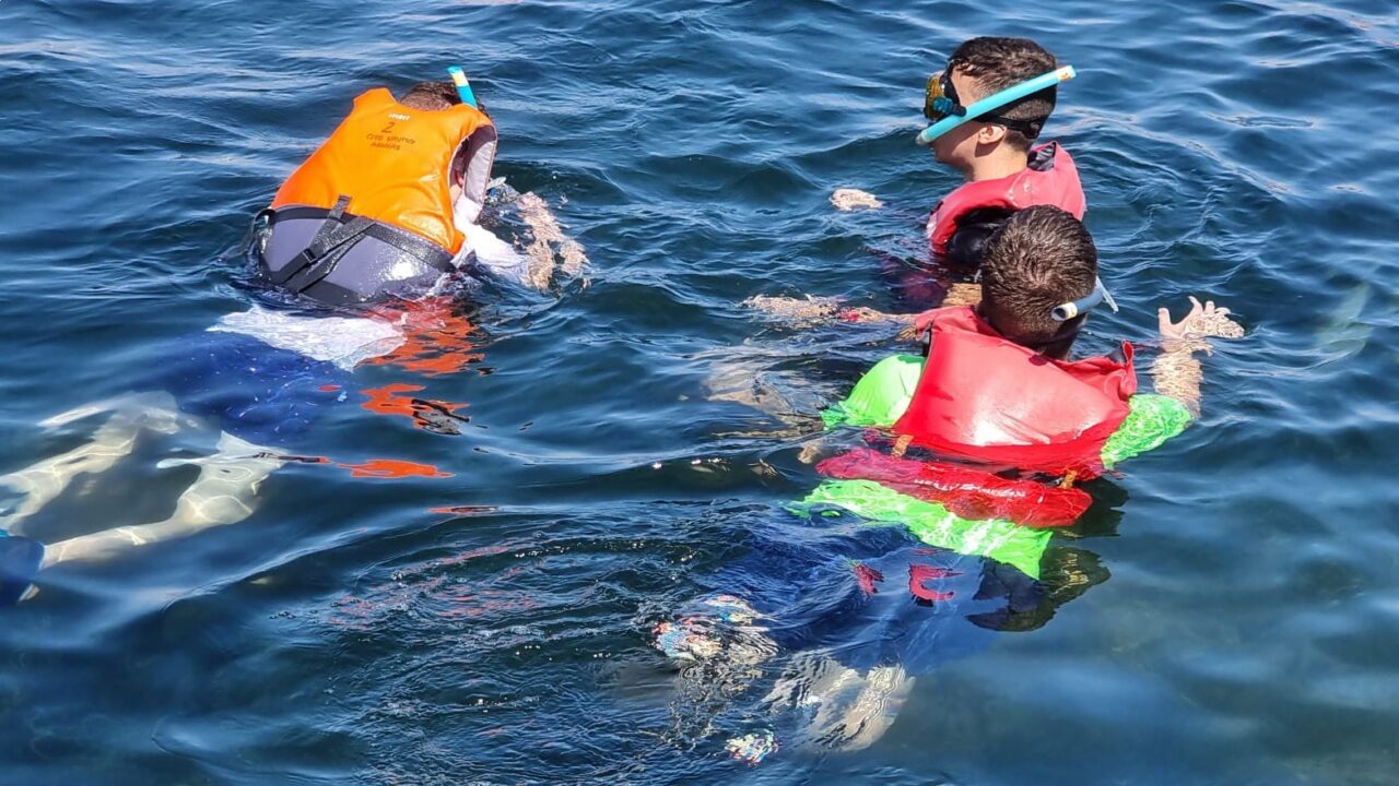 campamentos_de_verano_en_murcia_campamento-nautico-en-playa-de-aguilas-murcia