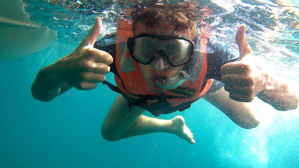 campamentos_de_verano_en_murcia_campamento-nautico-en-playa-de-aguilas-murcia