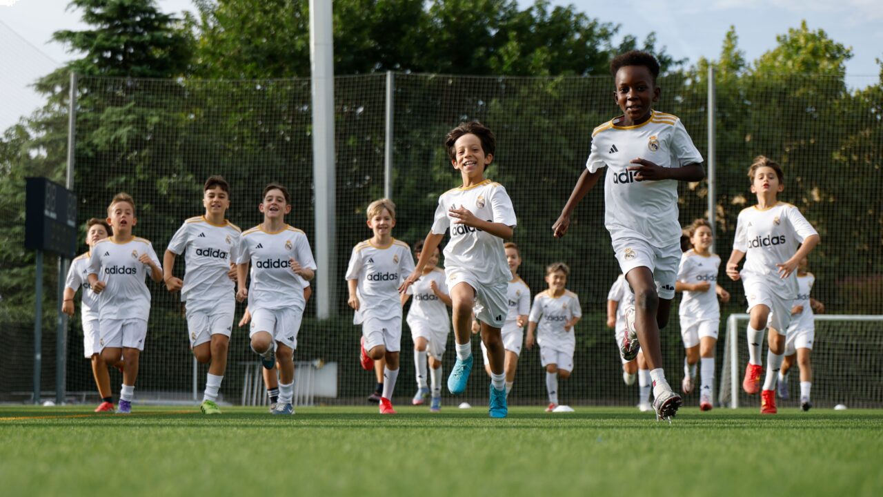 campamentos_de_verano_en_madrid_campus-experience-fund-real-madrid-media-jornada