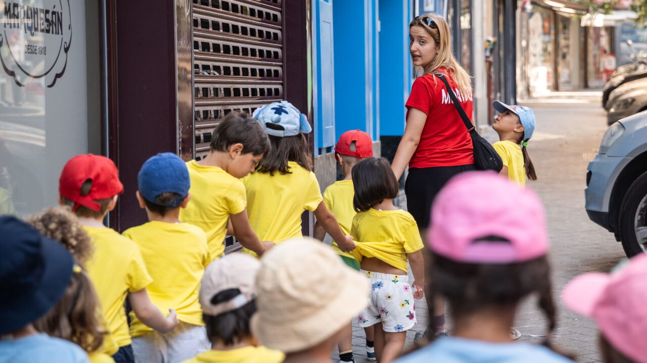 campamentos_de_verano_en_madrid_urban-english-summer-experience-para-4-a-6-anos