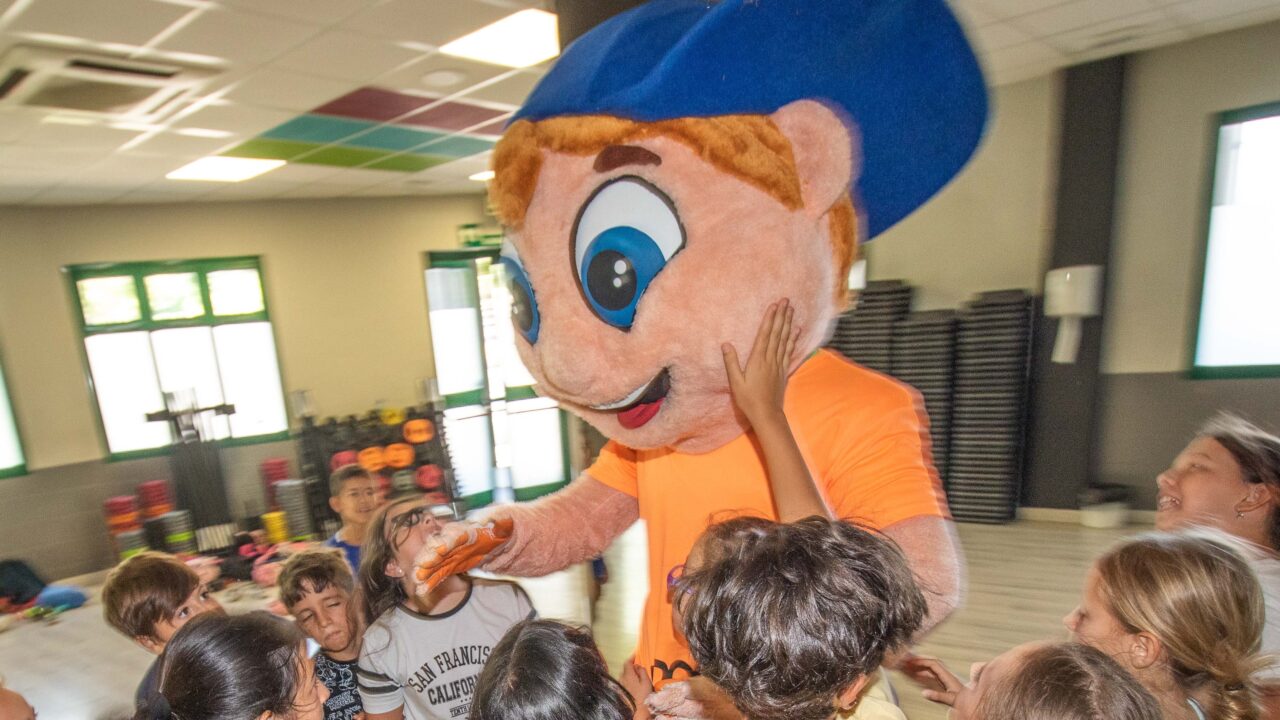 campamentos_de_verano_en_malaga_campamento-semana-blanca-vals-sport-ciudad-jardin