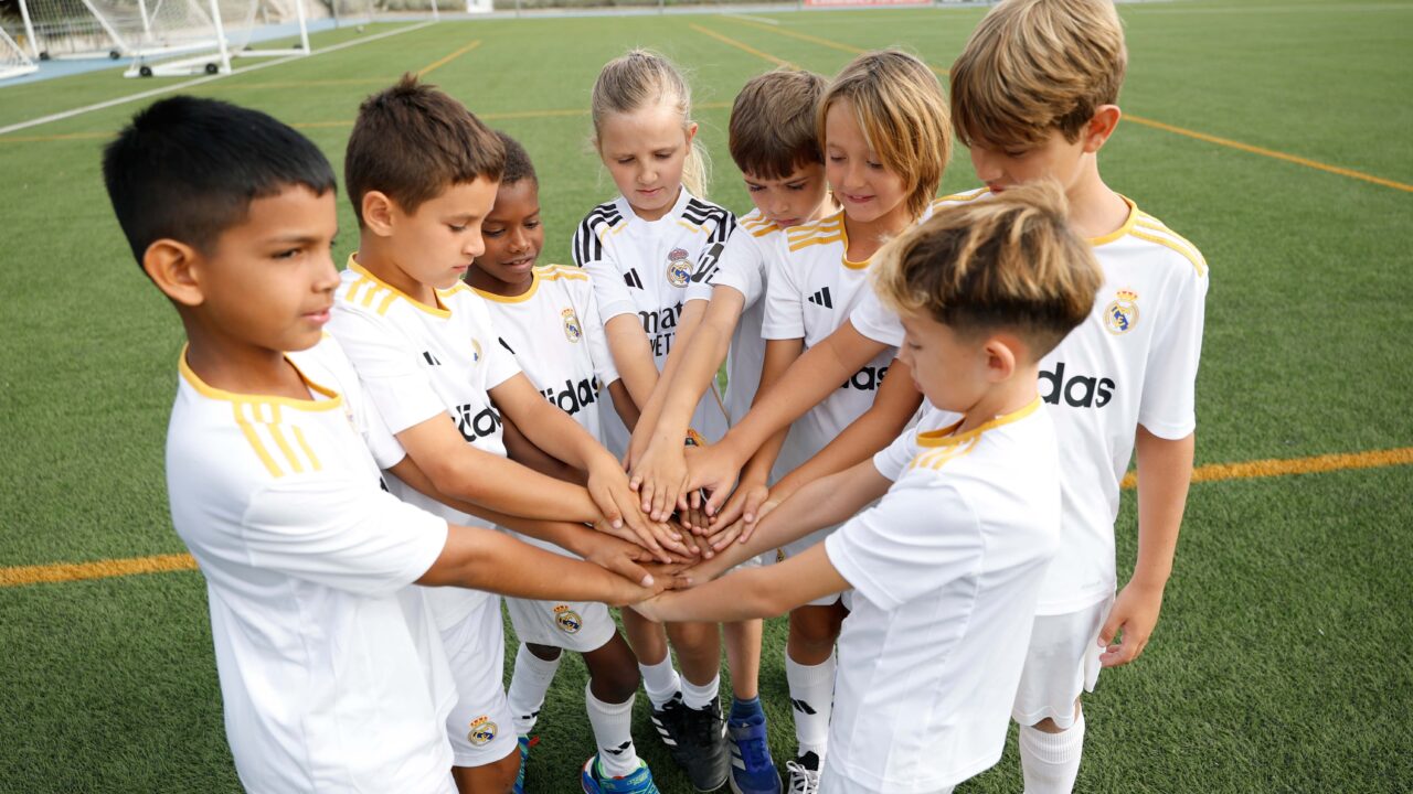 campamentos_de_verano_en_madrid_campus-experience-fund-real-madrid-media-jornada