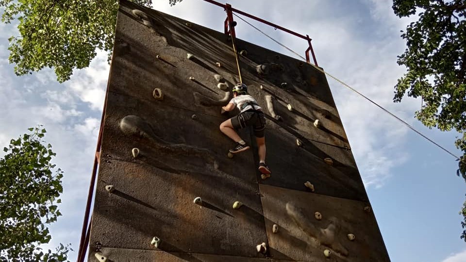 campamentos_de_verano_en_jaen_las-nogueras-campamento-granja-aventura
