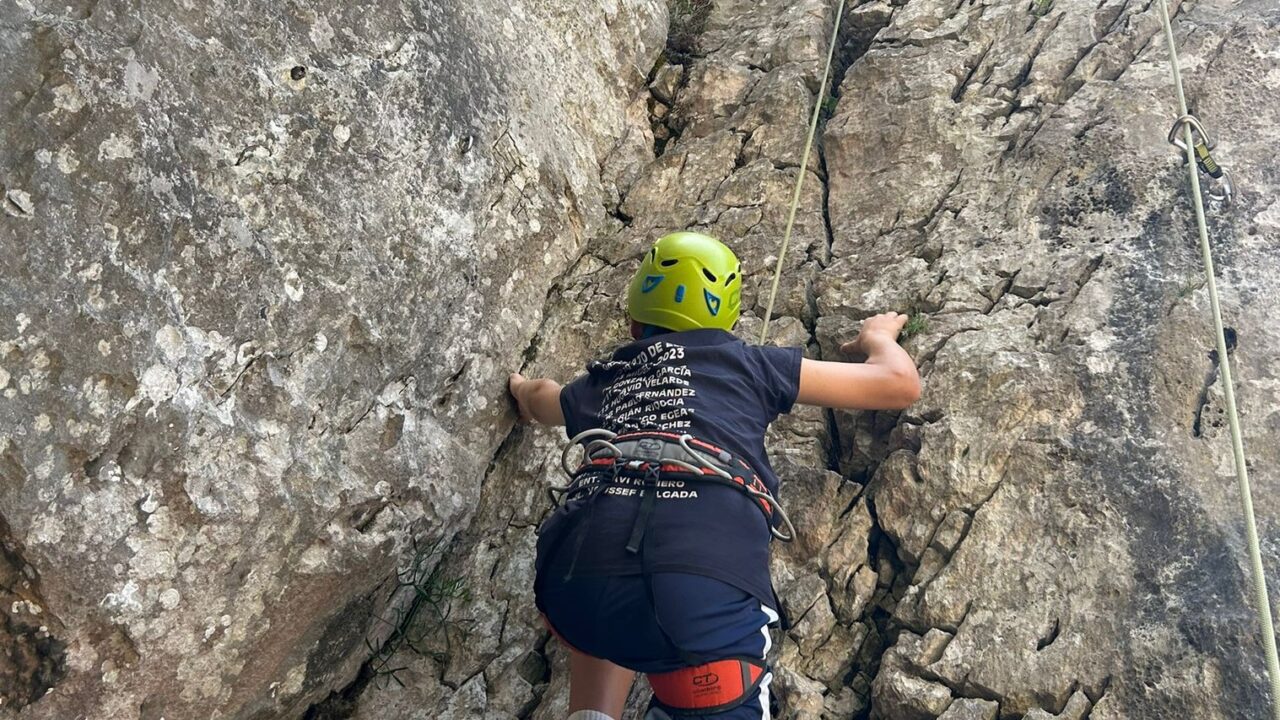 campamentos_de_verano_en_asturias_campamento-multiaventura-y-naturaleza-2026