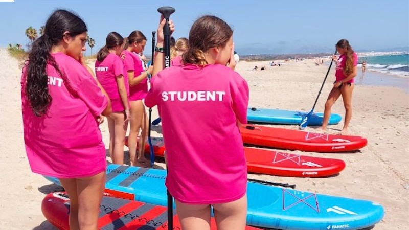 campamentos_de_verano_en_cadiz_kids-chicken-loop-camp-tarifa-2026